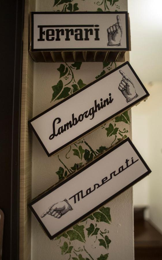 Hotel R&B La Pomposa Dei Motori Modena Zewnętrze zdjęcie